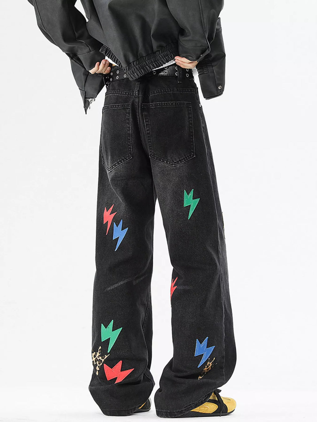 cf65ae1a57cf4389bc6fe057159a665e-Max-Origin